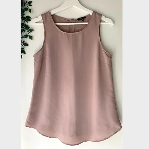 Dynamite Zipper Back Tank - Picture 5 of 10